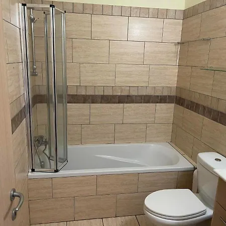 Stunning 1-bed In Larnaca Near The Sea Perivolia